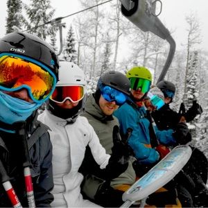 Meet Courtney, a casual seller of cool things